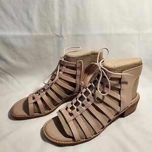 Comfortiva Women's Strappy Sandals in Tan